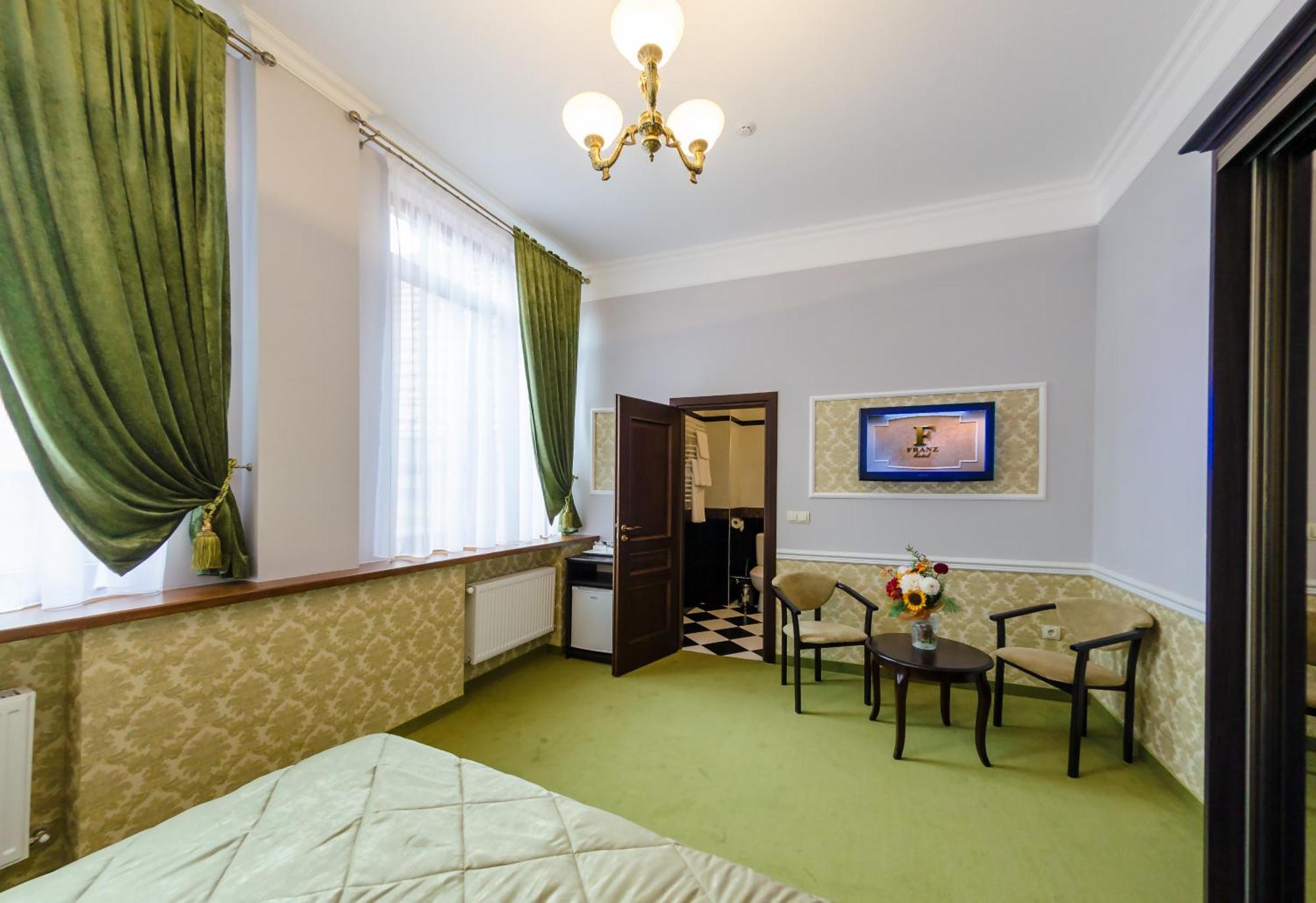 Franz Hotel&Restaurant Ivano-Frankivsk Luaran gambar