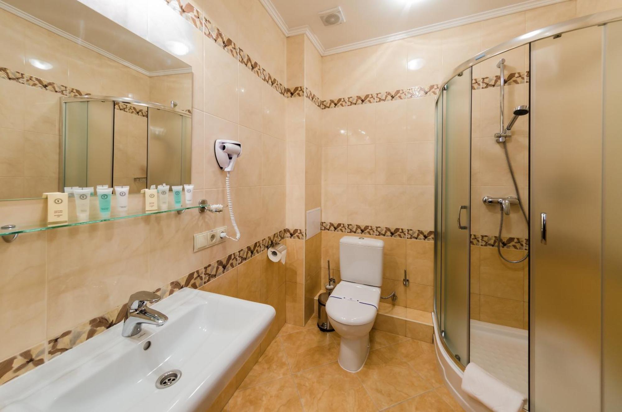 Franz Hotel&Restaurant Ivano-Frankivsk Bilik gambar